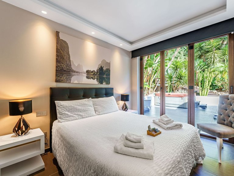 Villa for Sale in El Rosario, Malaga 26
