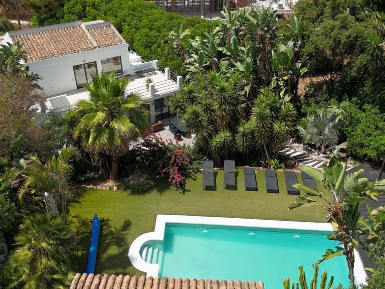 Villa for Sale in El Rosario, Malaga 50