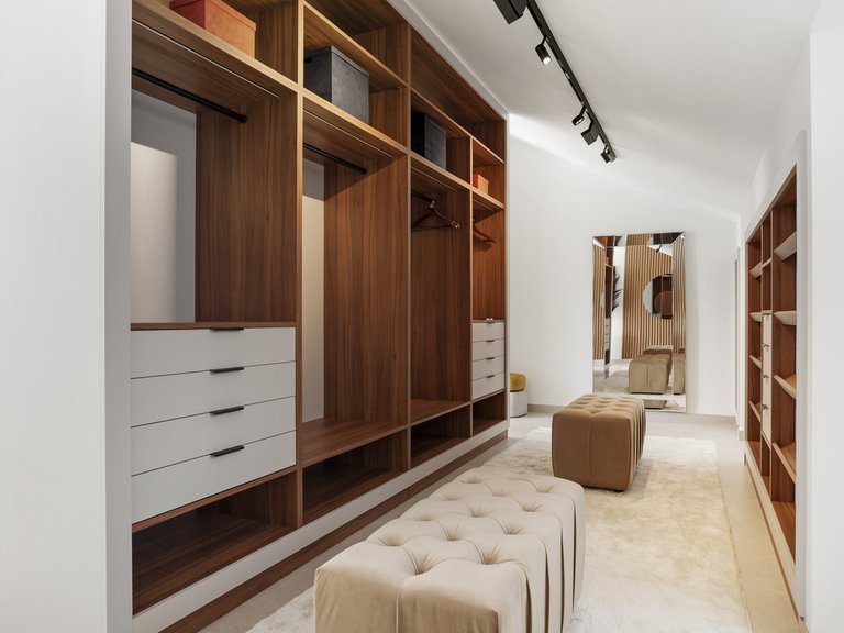 Apartment for Sale in Nueva Andalucía, Malaga 28