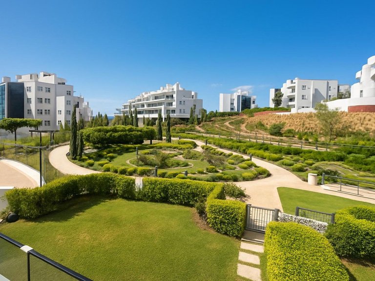 Apartment for Sale in Higueron, Malaga 12