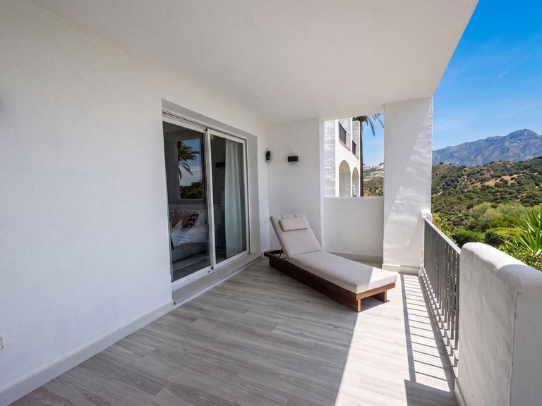 Apartment for Sale in Costa del Sol Benahavís, Malaga 12