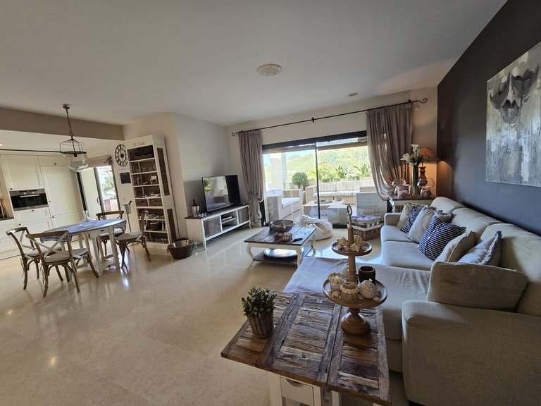 Apartment for Sale in Benahavís, Malaga 21