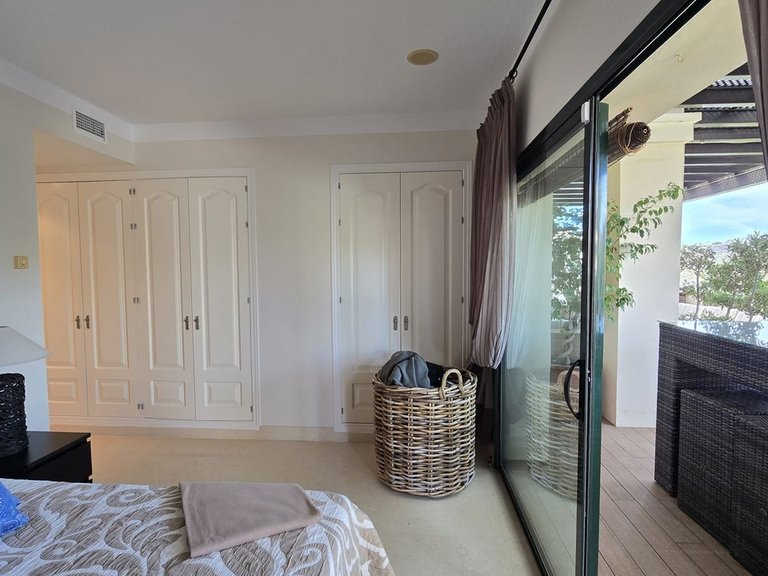 Apartment for Sale in Benahavís, Malaga 39
