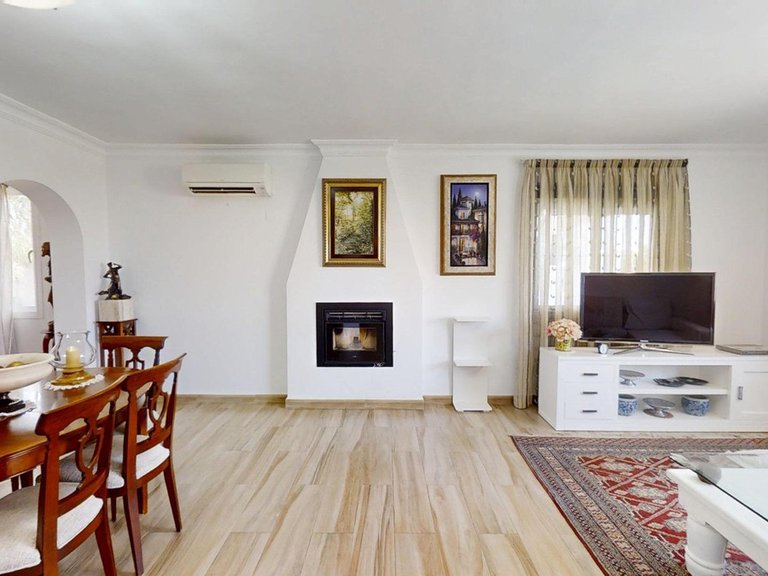 Villa for Sale in Alhaurín De La Torre, Malaga 19