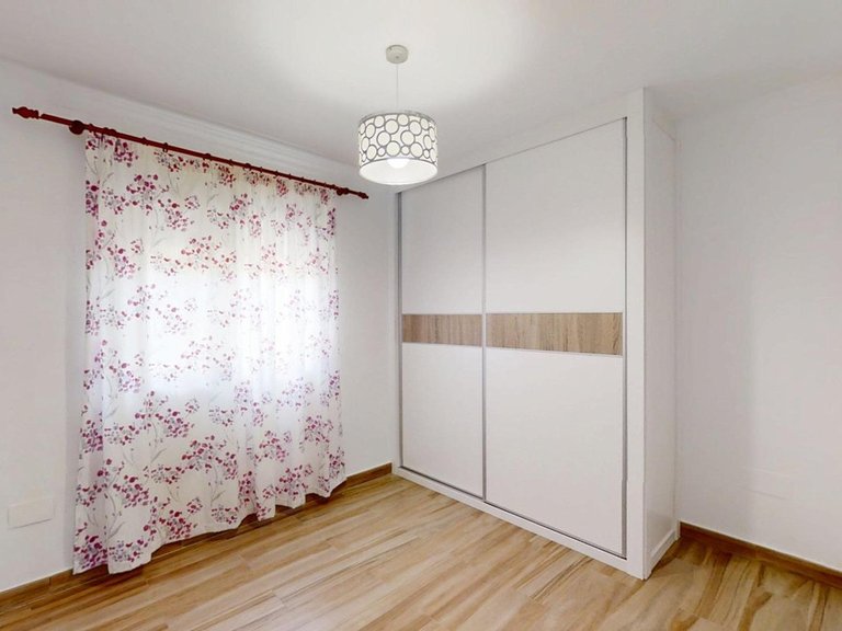 Villa for Sale in Alhaurín De La Torre, Malaga 28