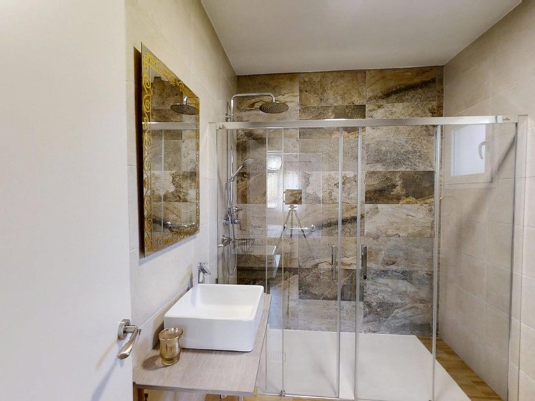 Villa for Sale in Alhaurín De La Torre, Malaga 33