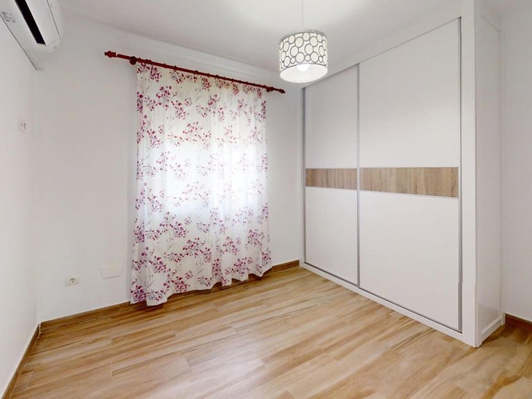 Villa for Sale in Alhaurín De La Torre, Malaga 42