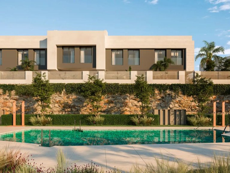 Town House for Sale in Calahonda, Malaga 1