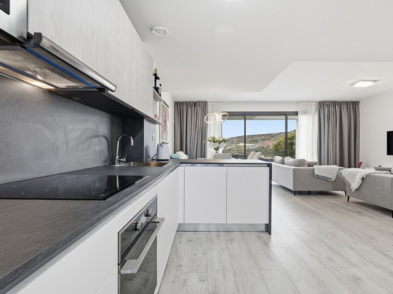 Villa for Sale in Manilva, Malaga 5