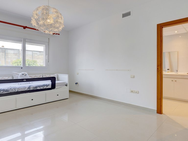 Villa for Sale in Manilva, Malaga 30