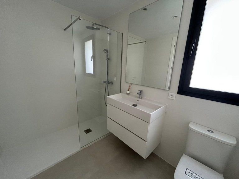 Apartment for Sale in Selwo, Malaga 11