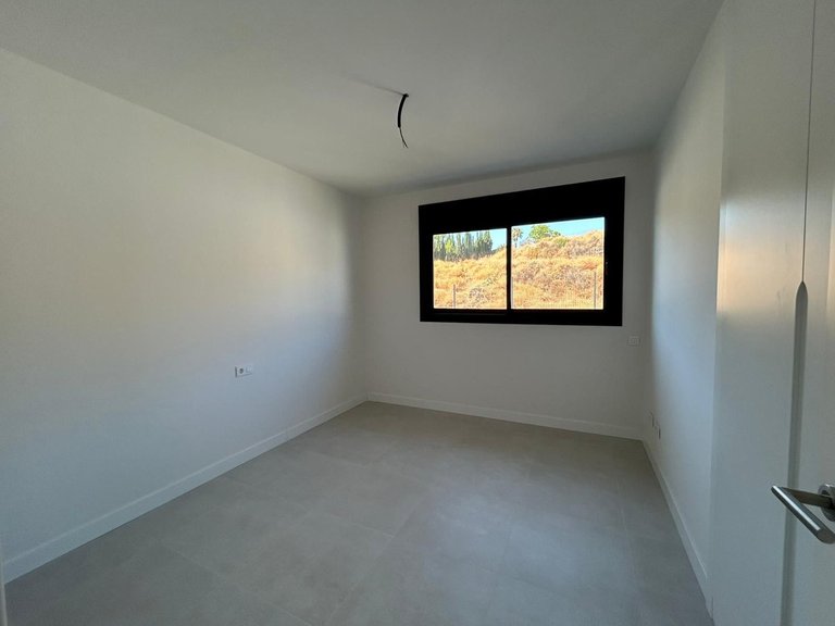 Apartment for Sale in Selwo, Malaga 15