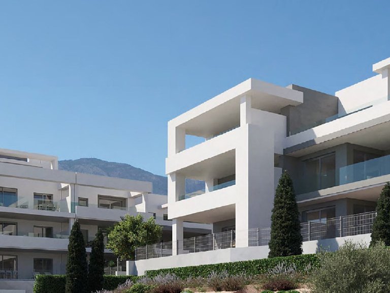 Apartment for Sale in Selwo, Malaga 3
