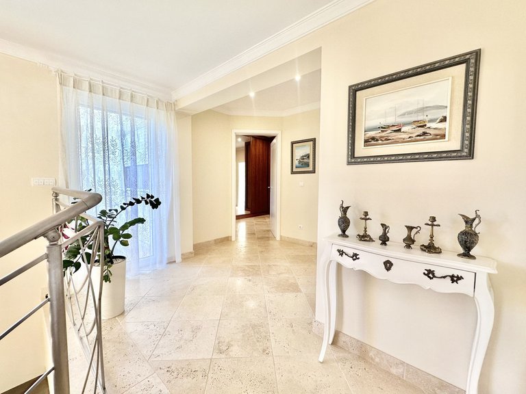 Villa for Sale in El Rosario, Malaga 22