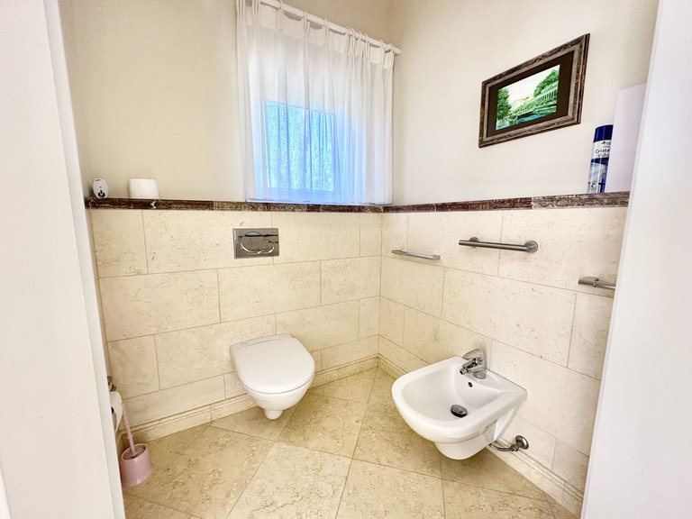 Villa for Sale in El Rosario, Malaga 32