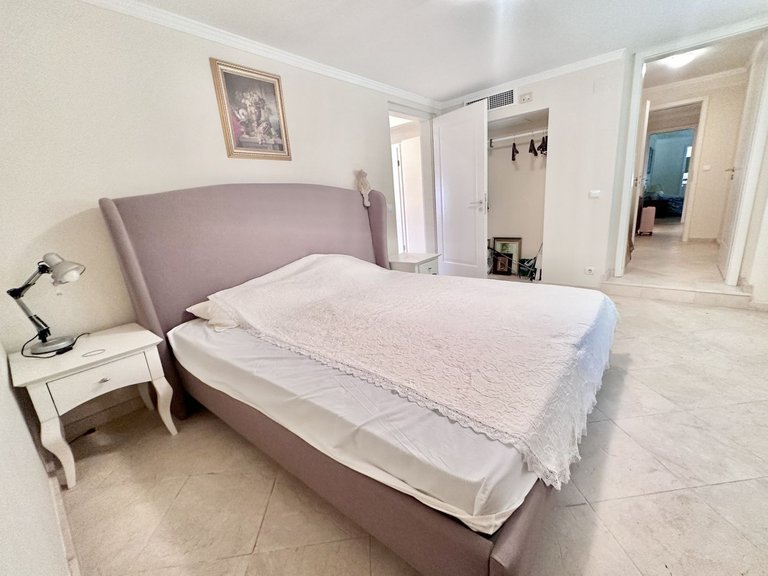 Villa for Sale in El Rosario, Malaga 39