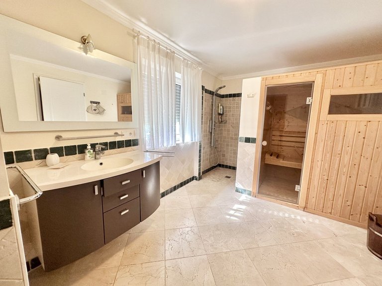 Villa for Sale in El Rosario, Malaga 41