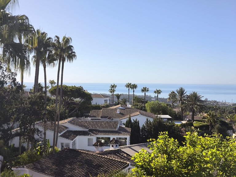 Villa for Sale in El Rosario, Malaga 67