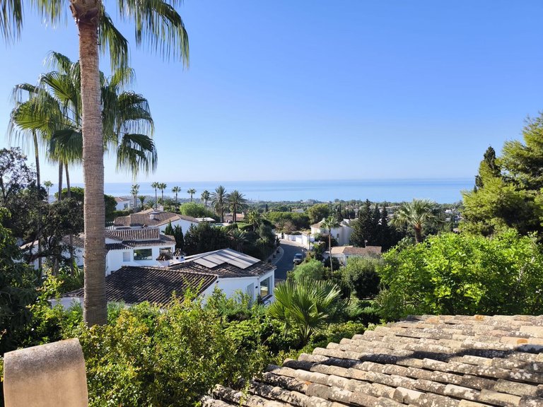 Villa for Sale in El Rosario, Malaga 69