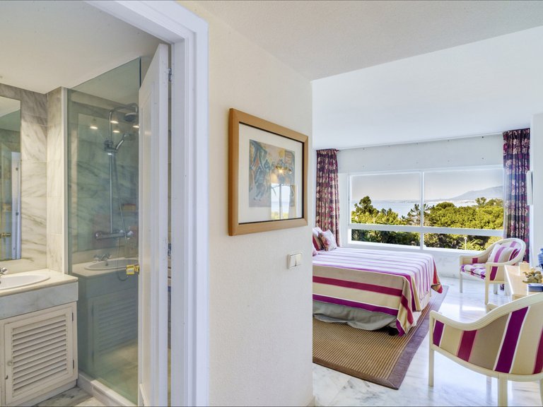 Apartment for Sale in Torre Real, Malaga 11