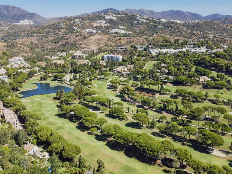 Apartment for Sale in Torre Real, Malaga 25