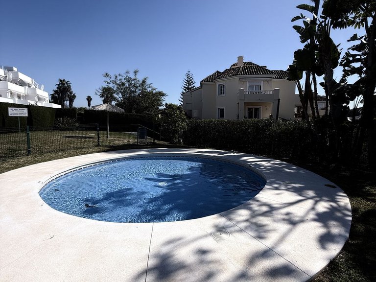 Apartment for Sale in El Paraiso, Malaga 19