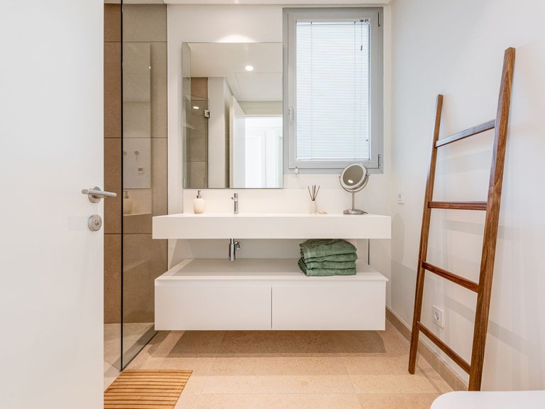 Apartment for Sale in Benahavís, Malaga 11