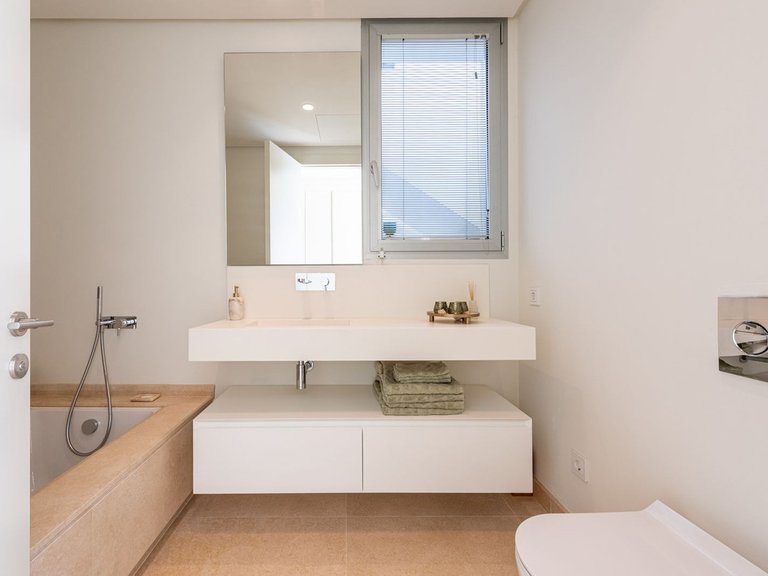 Apartment for Sale in Benahavís, Malaga 14