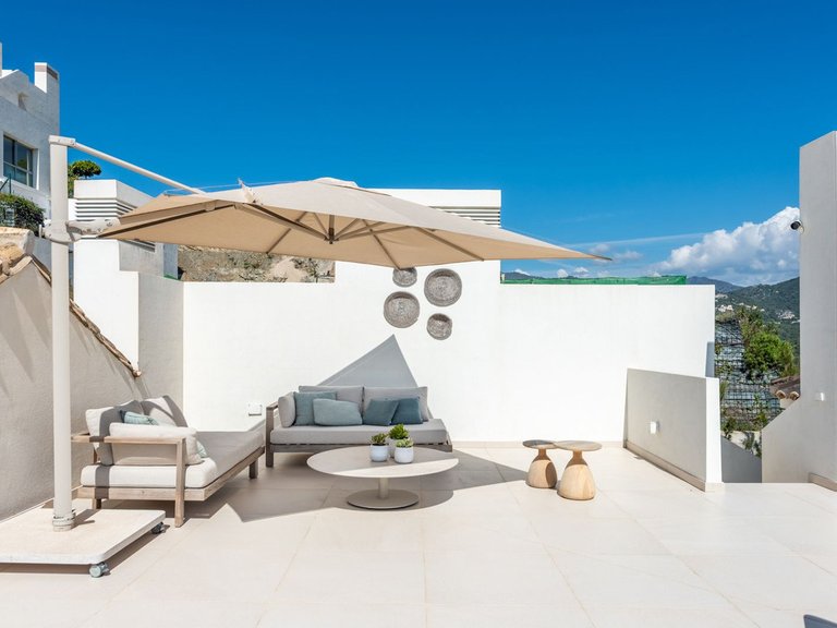 Apartment for Sale in Benahavís, Malaga 18