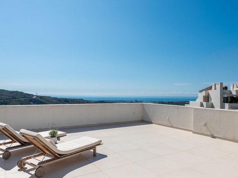 Apartment for Sale in Benahavís, Malaga 19