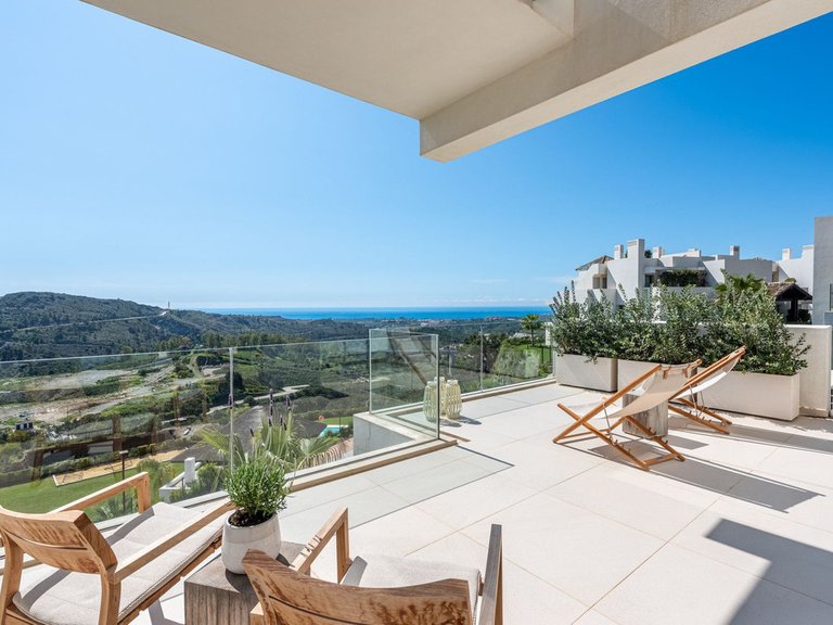 Apartment for Sale in Benahavís, Malaga 6