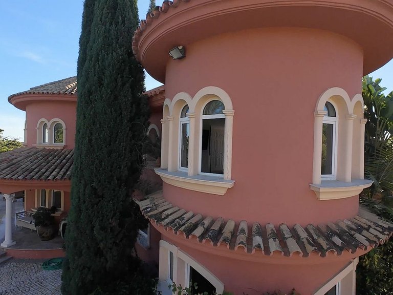 Villa for Sale in El Paraiso, Malaga 15
