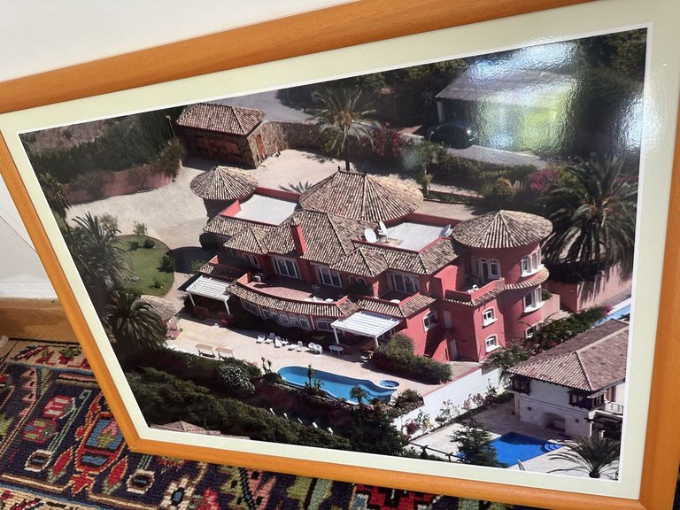 Villa for Sale in El Paraiso, Malaga 18