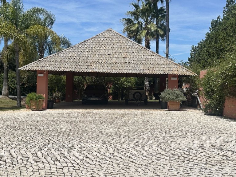Villa for Sale in El Paraiso, Malaga 25