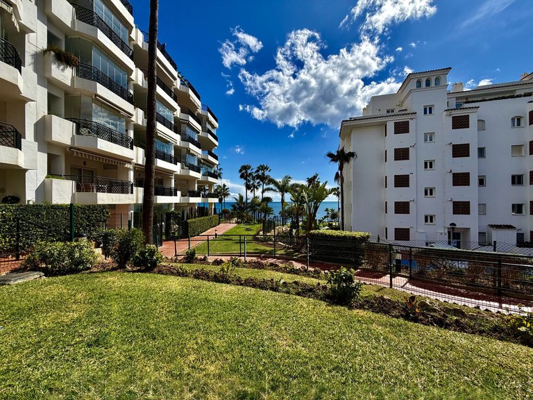 Apartment for Sale in Calahonda, Malaga 1