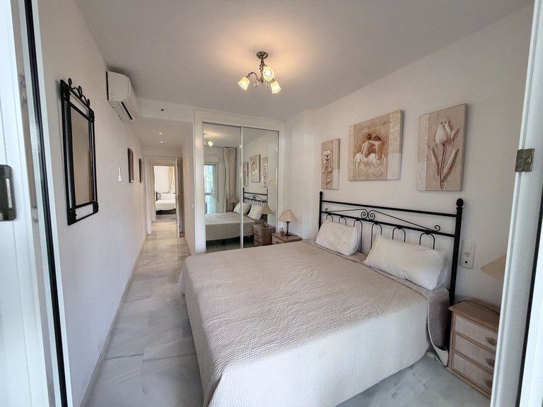 Apartment for Sale in Calahonda, Malaga 10