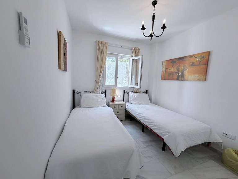 Apartment for Sale in Calahonda, Malaga 12