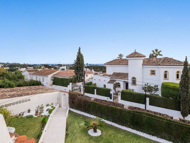 Villa for Sale in Elviria, Malaga 26