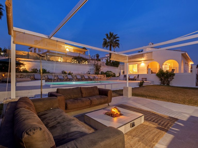 Villa for Sale in Elviria, Malaga 42
