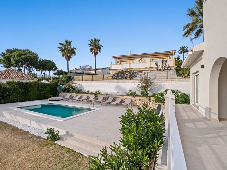 Villa for Sale in Elviria, Malaga 7