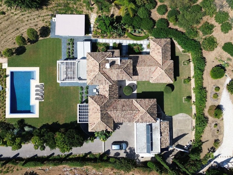 Villa for Sale in Benahavís, Malaga 2