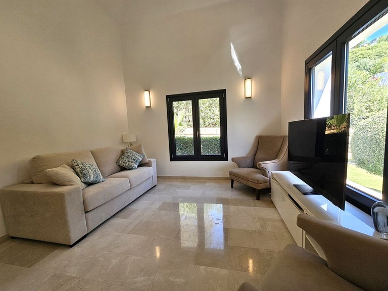 Villa for Sale in Benahavís, Malaga 24