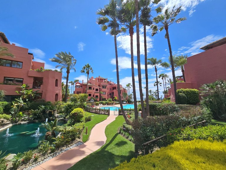 Apartment for Sale in New Golden Mile, Malaga 26