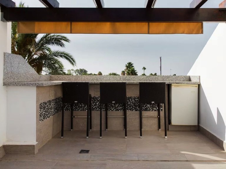 Villa for Sale in Nueva Andalucía, Malaga 10