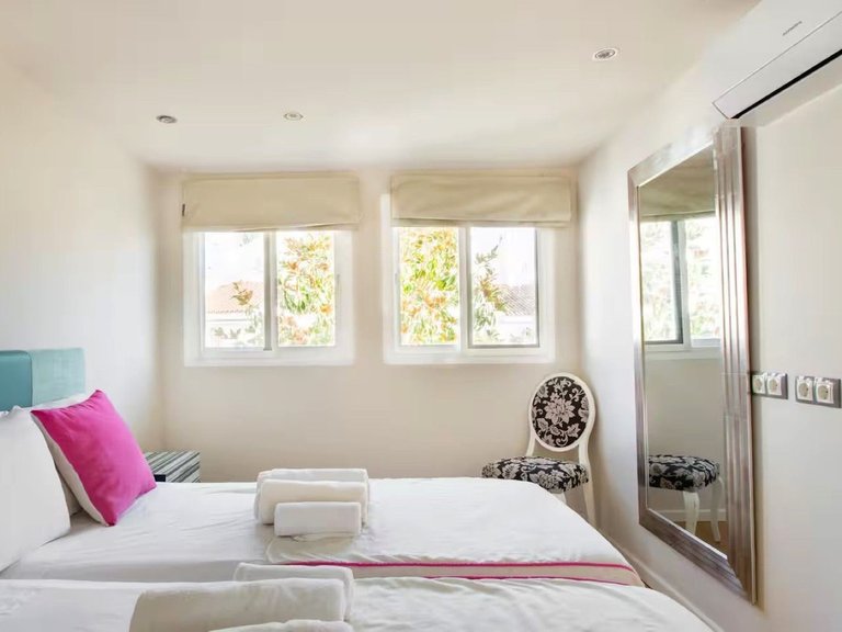 Villa for Sale in Nueva Andalucía, Malaga 13