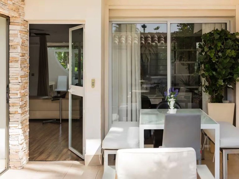 Villa for Sale in Nueva Andalucía, Malaga 36