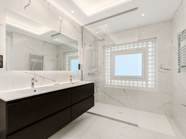 Apartment for Sale in Puerto Banús, Malaga 27