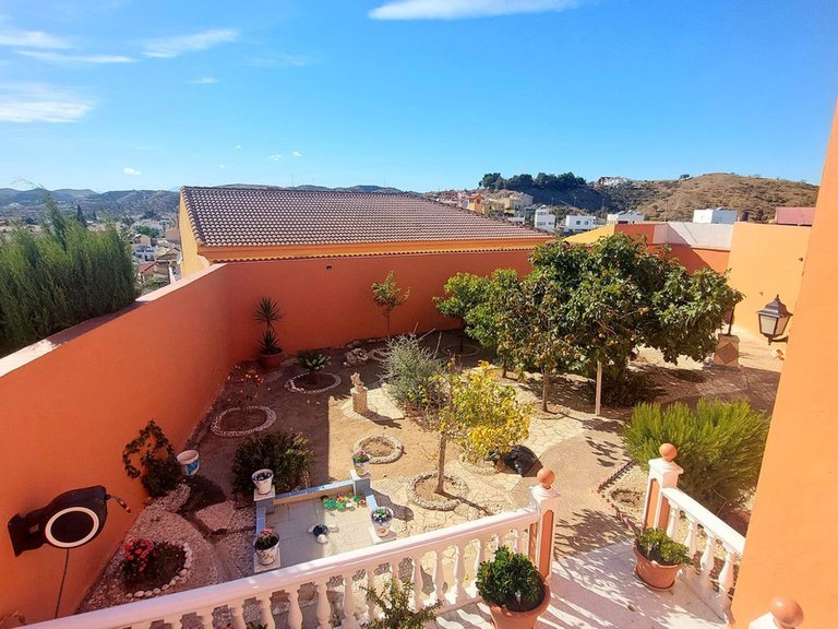 Villa for Sale in Puerto De La Torre, Malaga 1