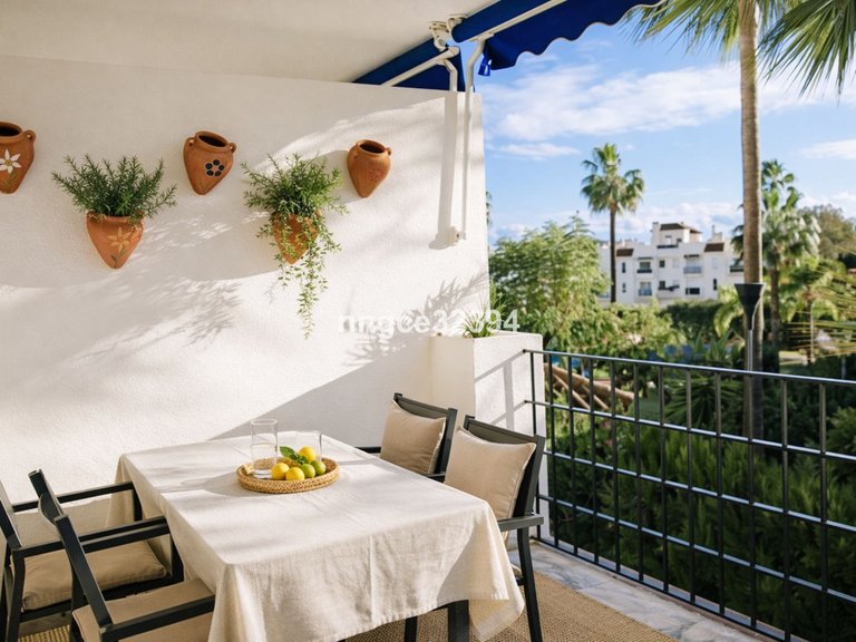 Apartment for Sale in Puerto Banús, Malaga 3