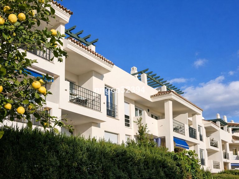 Apartment for Sale in Puerto Banús, Malaga 6